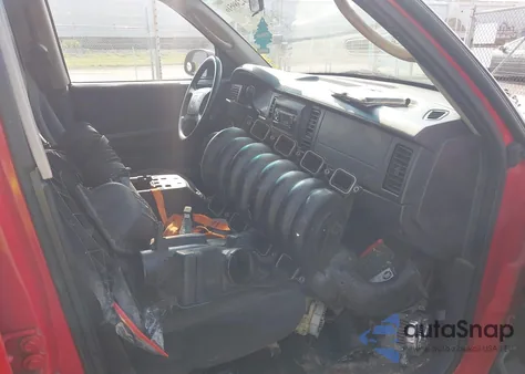 2001 Dodge Dakota Slt/Sport from USA, damaged, VIN 1B7GL2AN21S132615